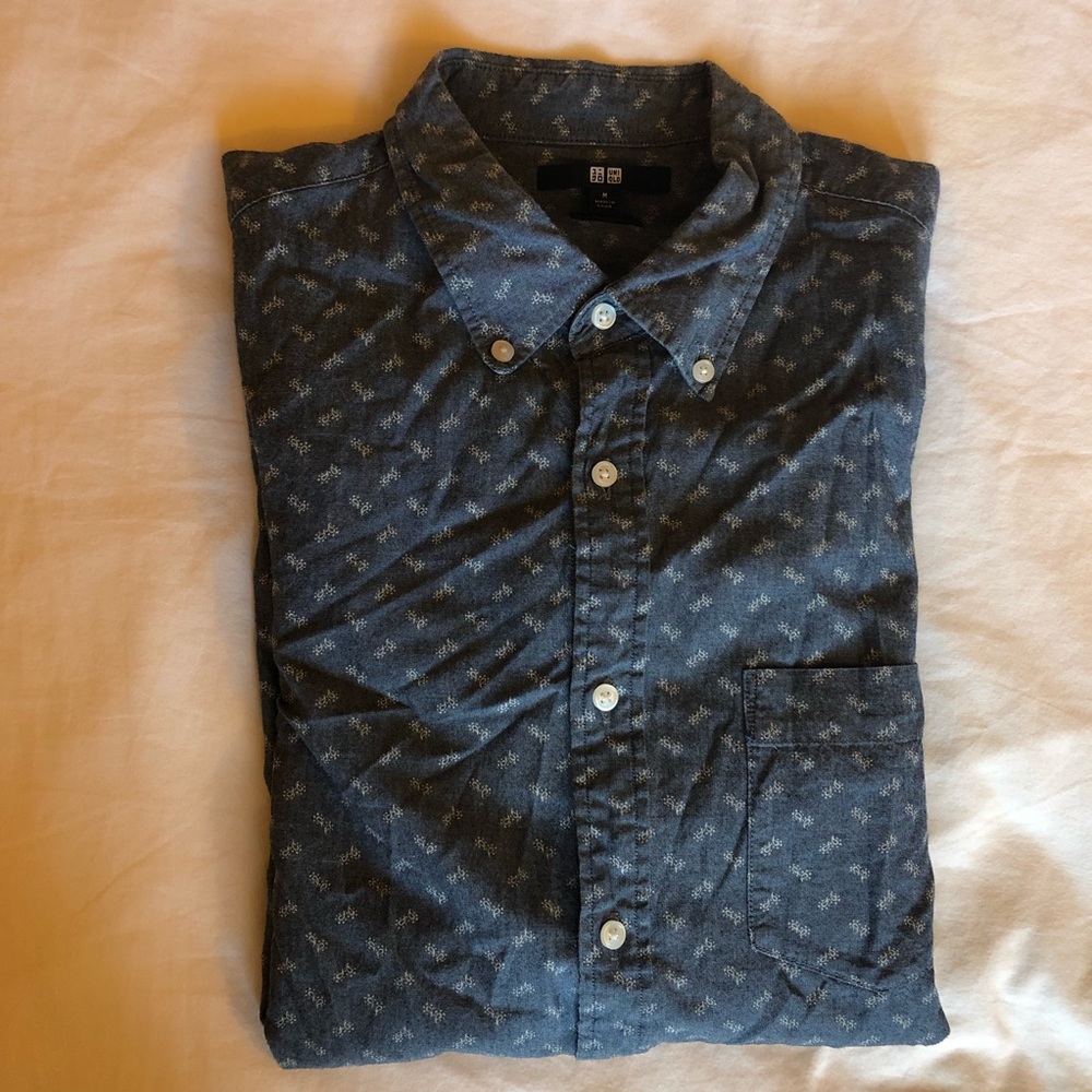 Uniqlo Men’s Paisley Print Shirt